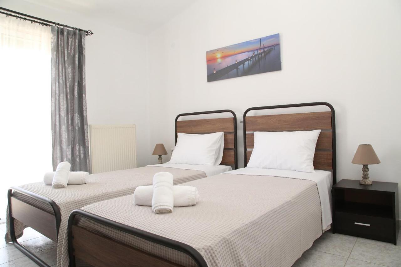 Lampias Apartments Keramotí Eksteriør bilde